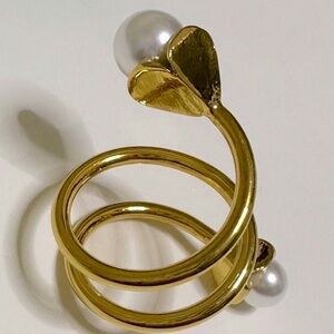 Final sale tory  Burch gold twisted double pearl Ring